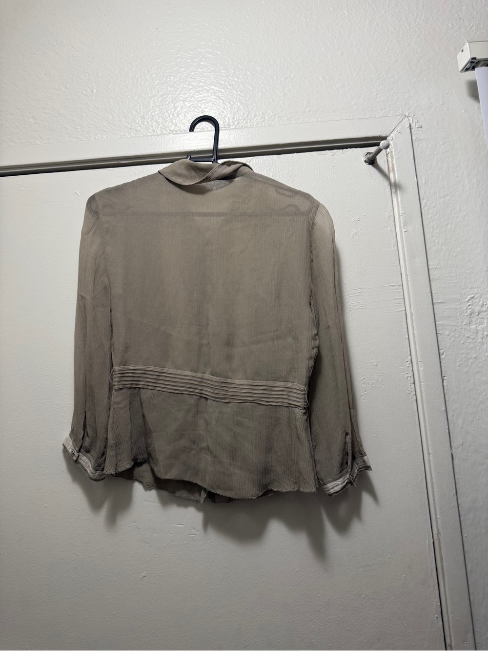 Elie Tahari 100% Silk Lace Trim Blouse | Size Small - Picture 11 of 11